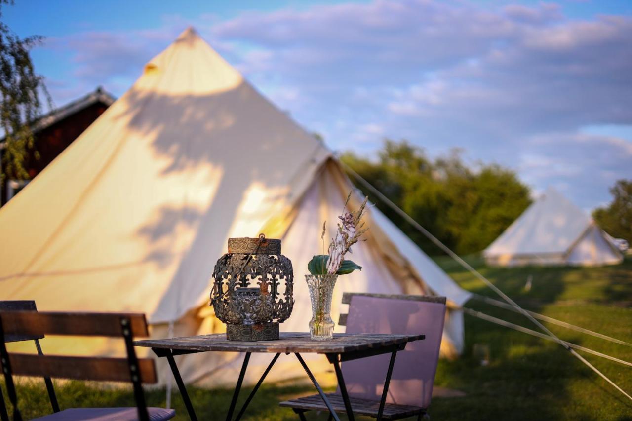 Sorby Glamping Hotel Klockrike Exterior photo